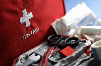 Första hjälpen i hemmet – så tar du hand om sår