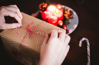 Kreativa sätt att slå in julklapparna på