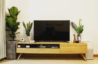 7 saker som du bör tänka på när du rengör din TV-skärm
