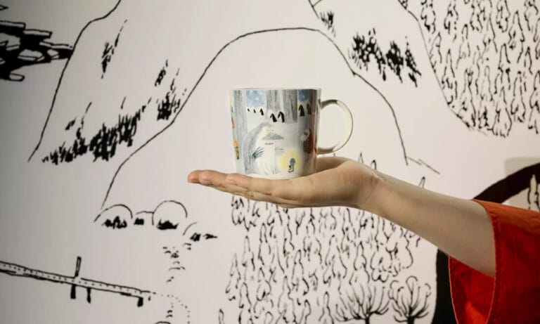 Magin i vinternatten väcks till liv när Moomin Arabia släpper ny Muminmugg
