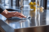 Profilens husmorstips får rostfritt stål att glänsa på sekunder