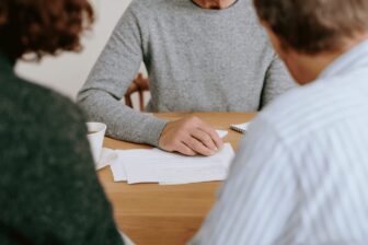 Ekonomiprofilerna om misstaget du gör med dina pengar