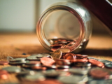 Tips för att uppnå en lyxig känsla i hemmet utan att göra hål i plånboken
